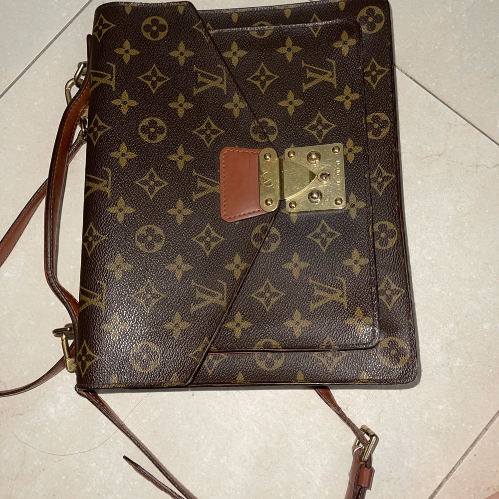 Louis Vuitton Vintage Monogram Moncea purse